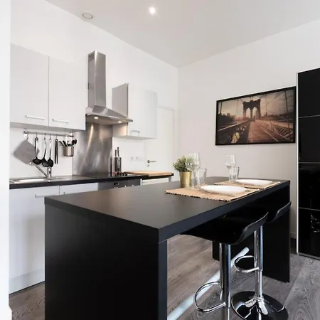 Vieux - Large Modern&functional Appartement